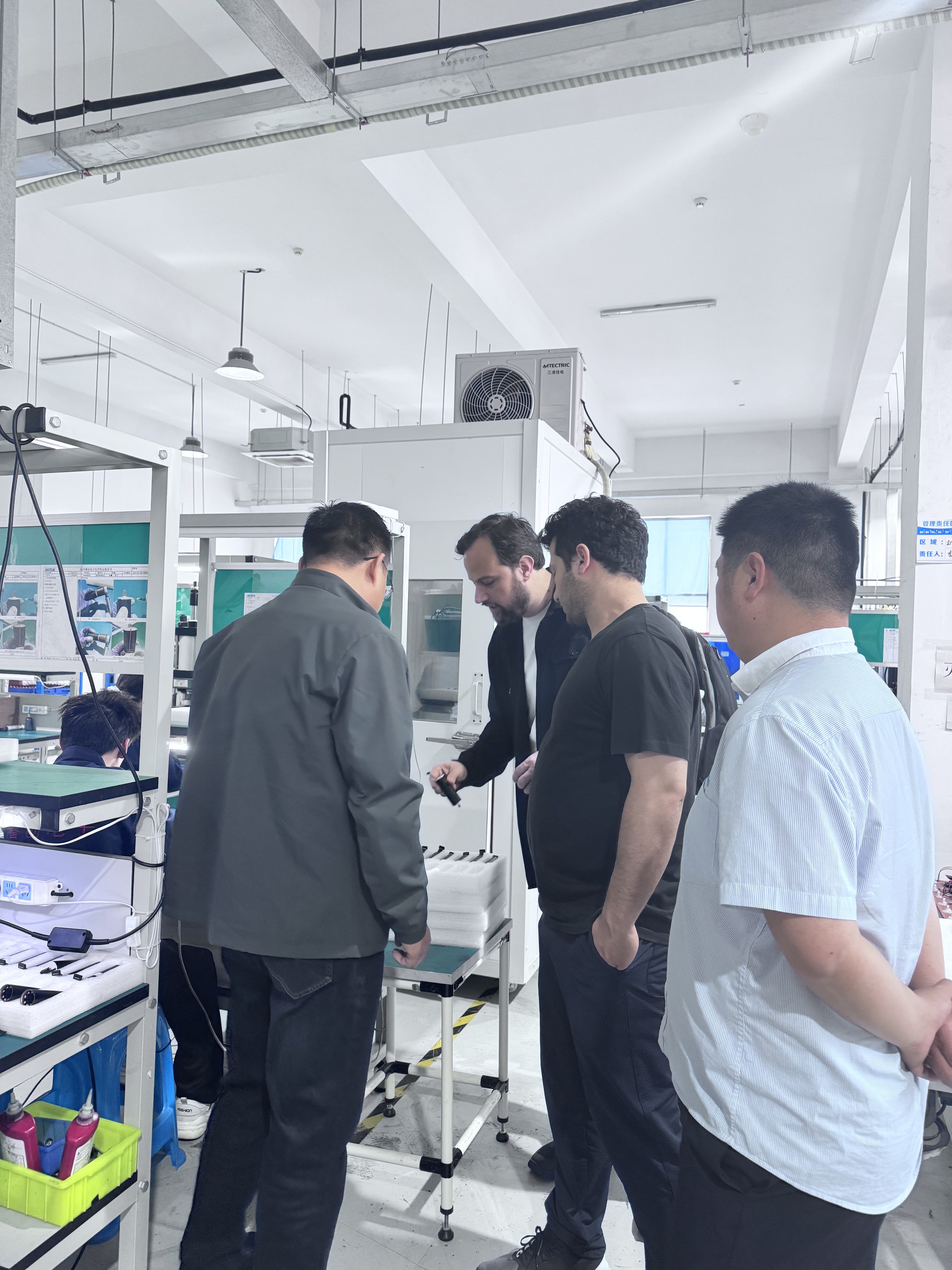 Últimos blogs de la empresa sobre Clientes turcos visitaron Jiangsu Retek Motion Co., Ltd. para discutir una posible cooperación